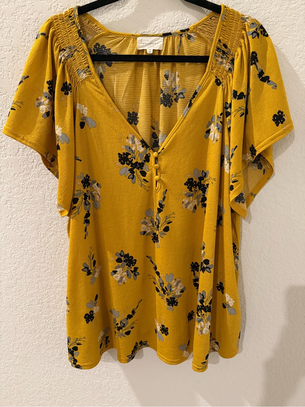 MELLODAY Mustard Floral V-Neck Button Front Blouse Size 3X